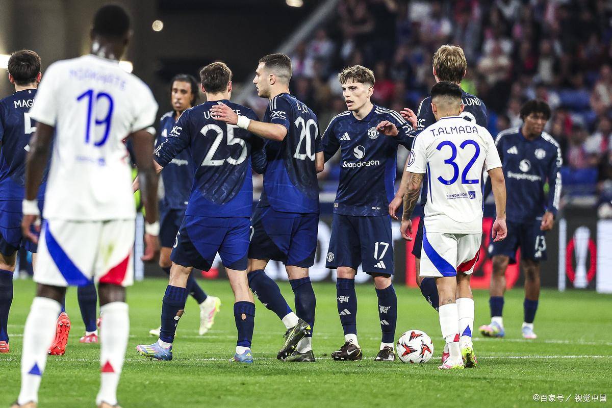 切尔西引发争议！，穆古鲁扎官方宣布出色发挥新规赛场气氛高涨(兰波作品全集)